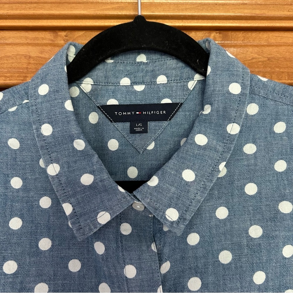 Tommy Hilfiger Polka Dot Chambray Button Up Tank Top Size Large - Picture 3 of 10